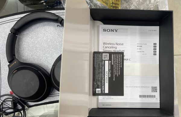 Sony WH-1000XM4 Active Noise Cancelling Headphones - Image 8