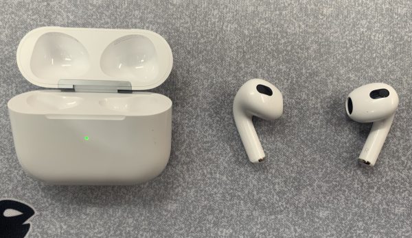 HOCO EW10 AirPods - Image 2